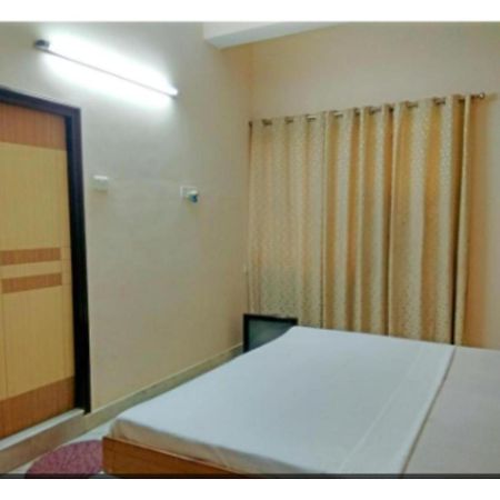 Hotel Basera Guest House, Saharanpur Ngoại thất bức ảnh