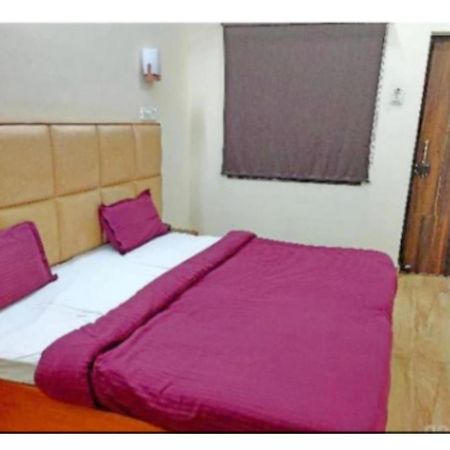 Hotel Basera Guest House, Saharanpur Ngoại thất bức ảnh