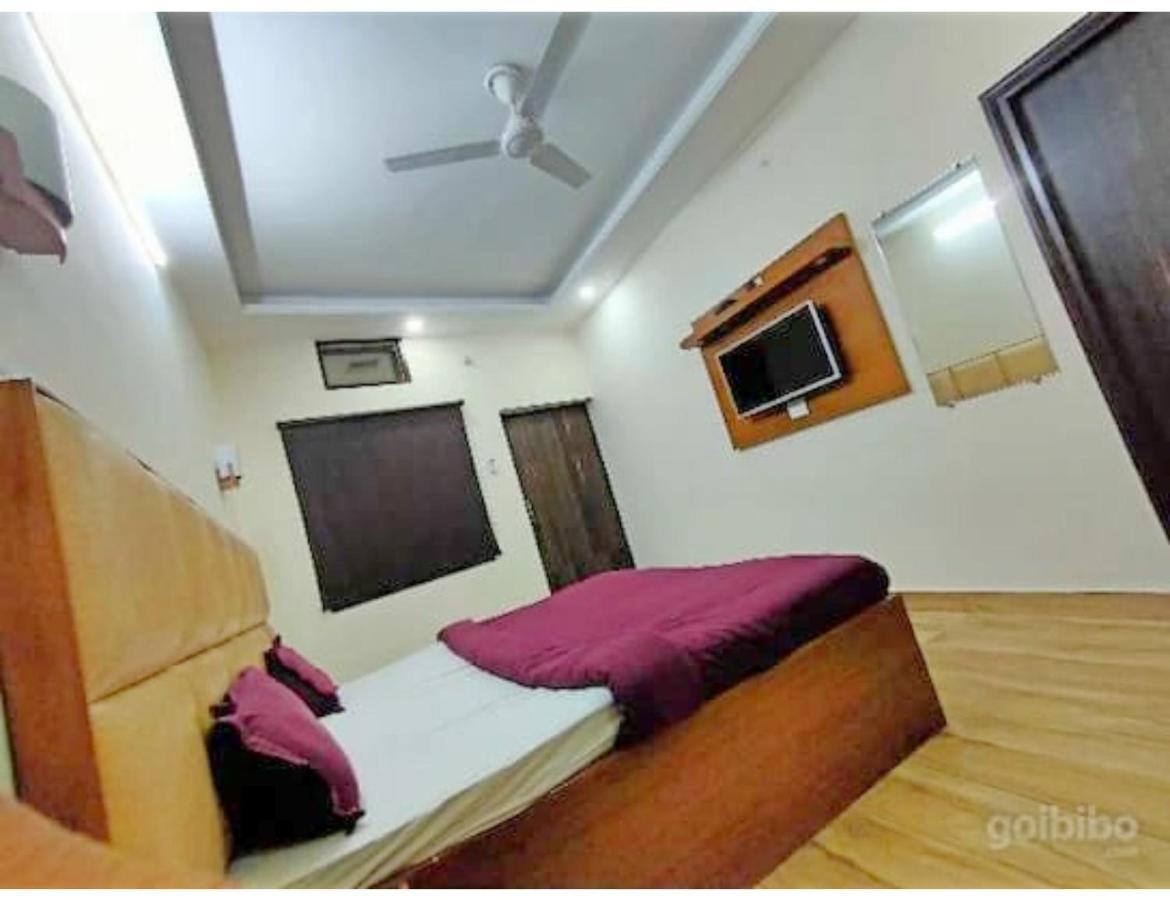 Hotel Basera Guest House, Saharanpur Ngoại thất bức ảnh