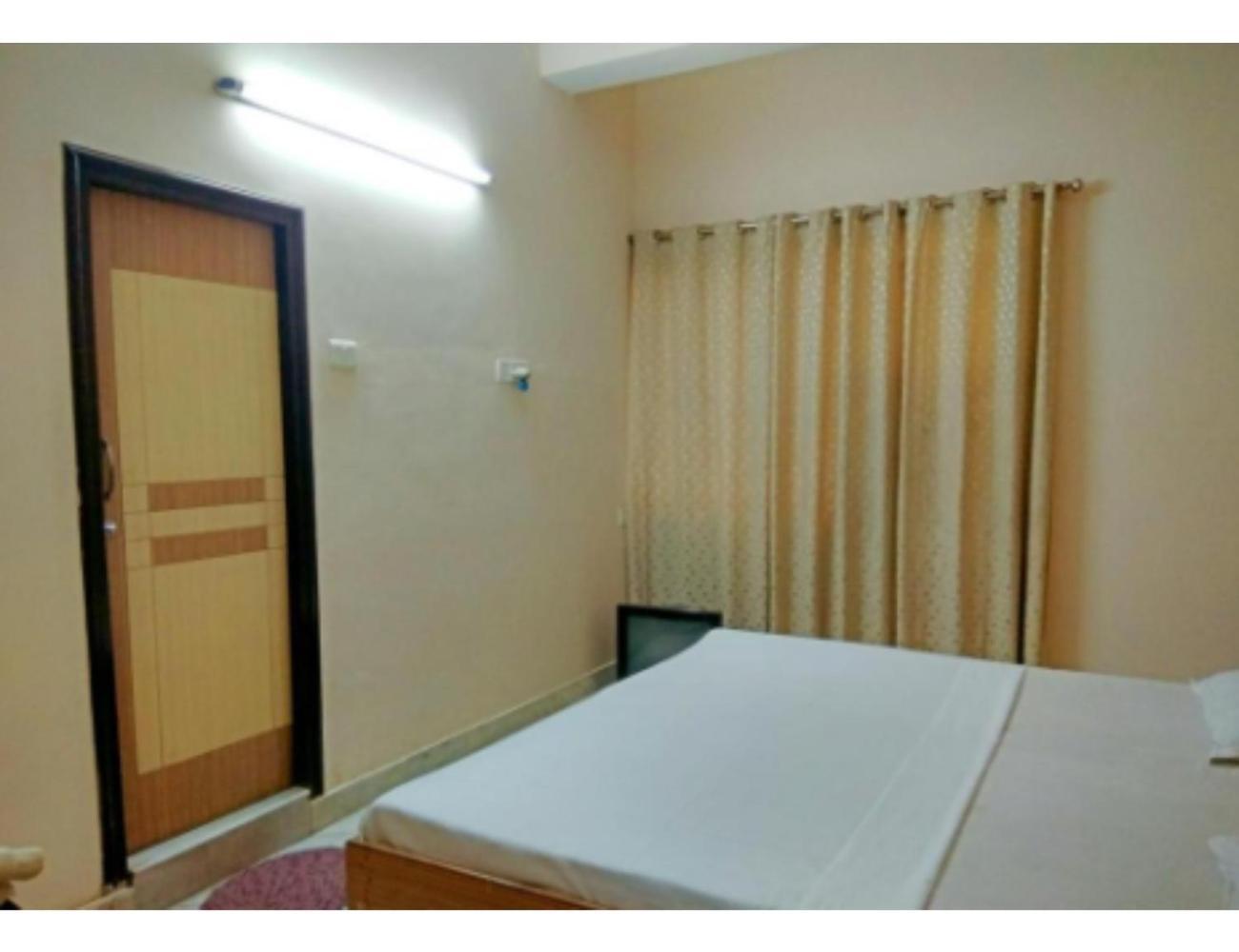 Hotel Basera Guest House, Saharanpur Ngoại thất bức ảnh