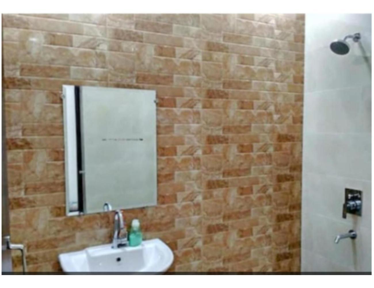 Hotel Basera Guest House, Saharanpur Ngoại thất bức ảnh